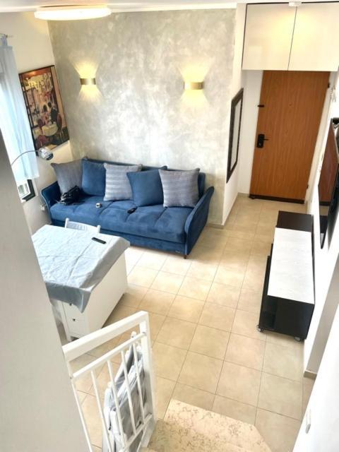 Elena Apartment *